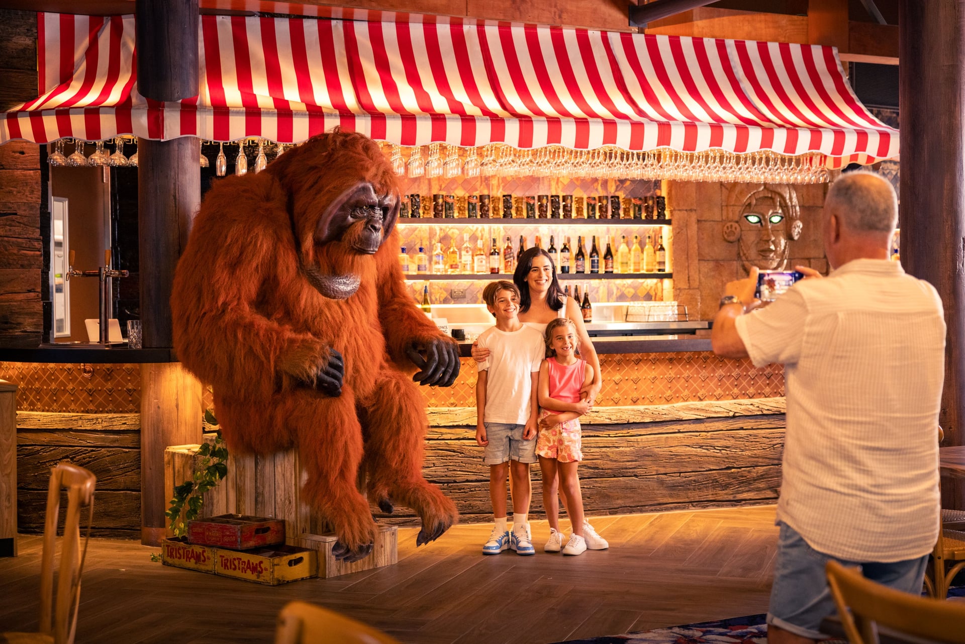 janes rivertown restaurant Orangutans